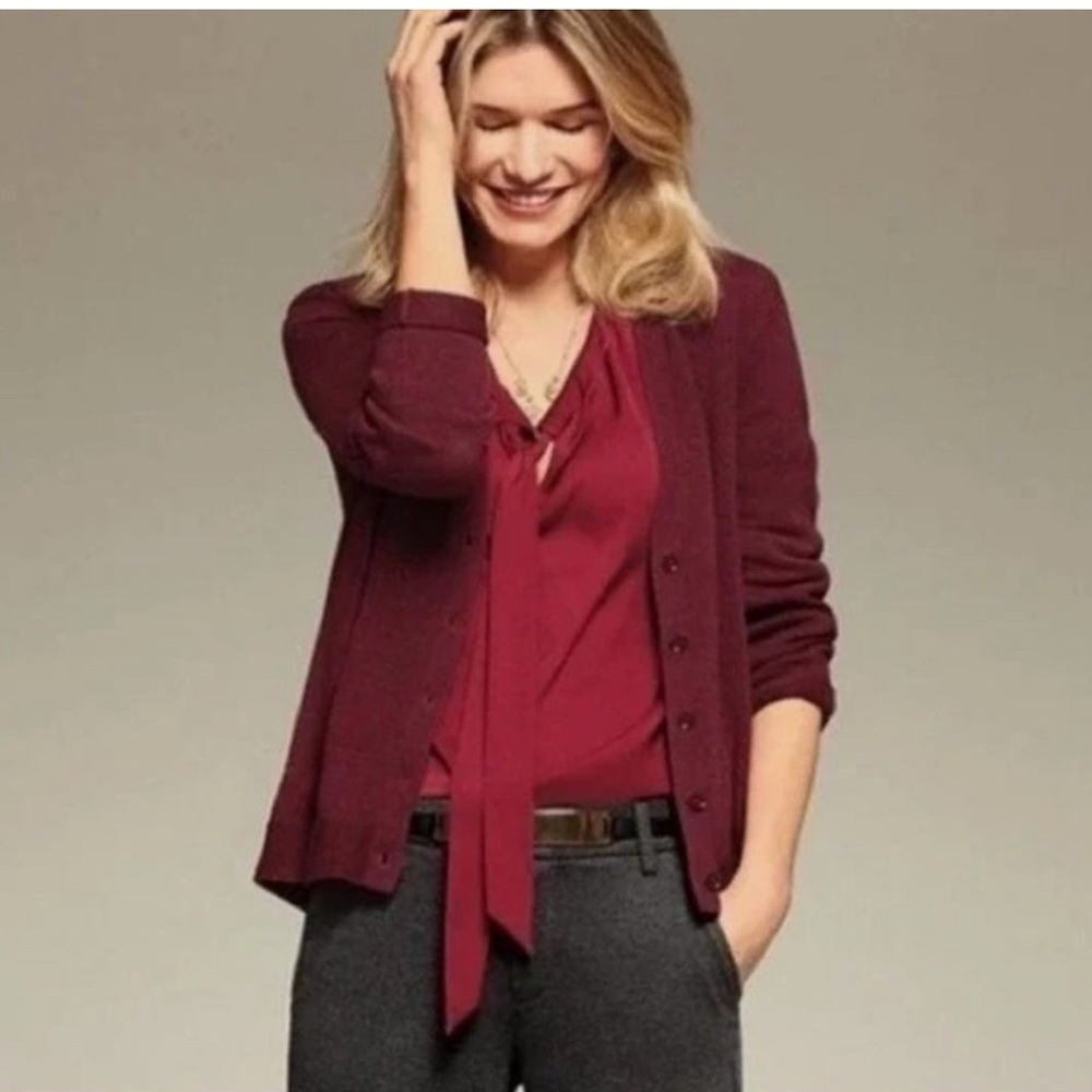 NIP CAbi #3529 Catch Cardigan -Garnet Sweater